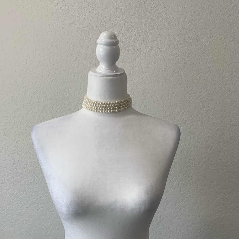 Pearl Choker